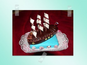 Торт праздничный пиратский корабль